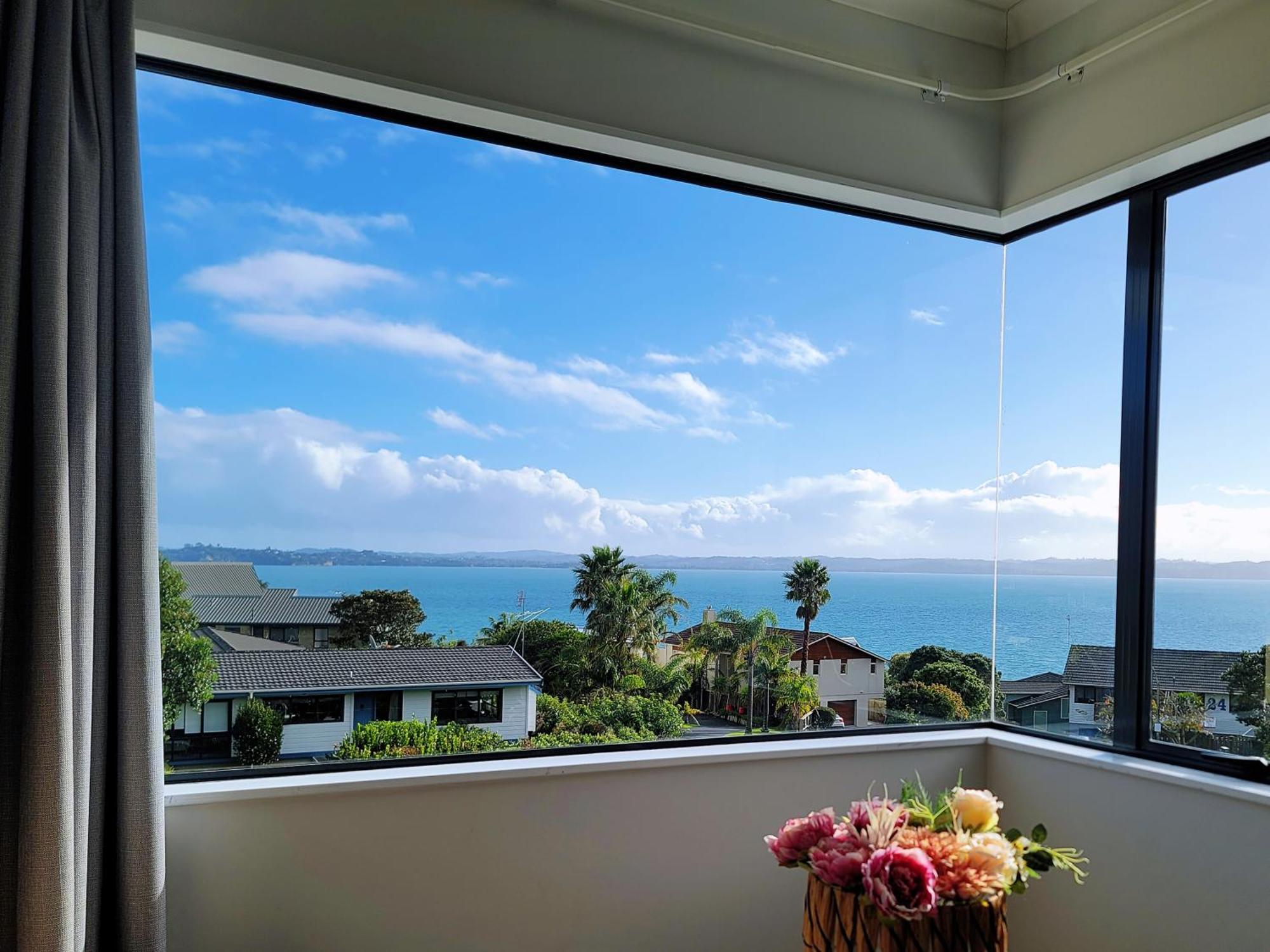 Sea View 5 Bedroom Holiday House Whangaparaoa Exteriör bild